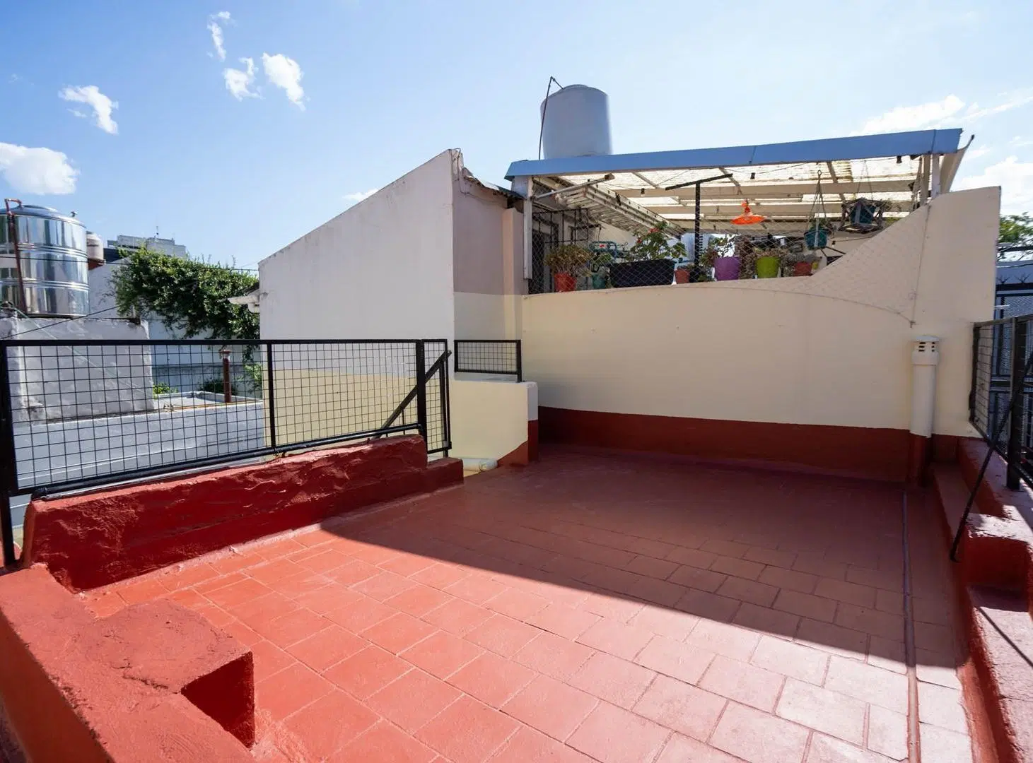 Ph Tipo Casa 3 amb con Patio y Terraza Propia !!! SIN EXPENSAS . 4