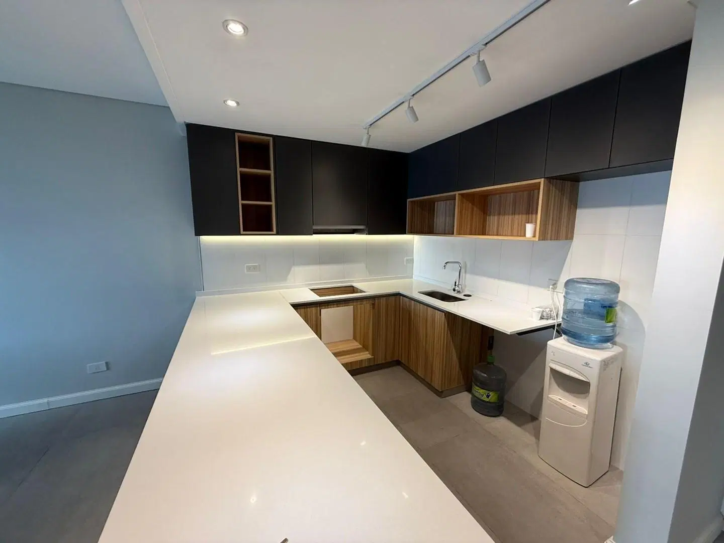 Departamento en Venta 2 ambientes con baño en suite, balcón y toilette a estrenar en Almagro, Capita 2