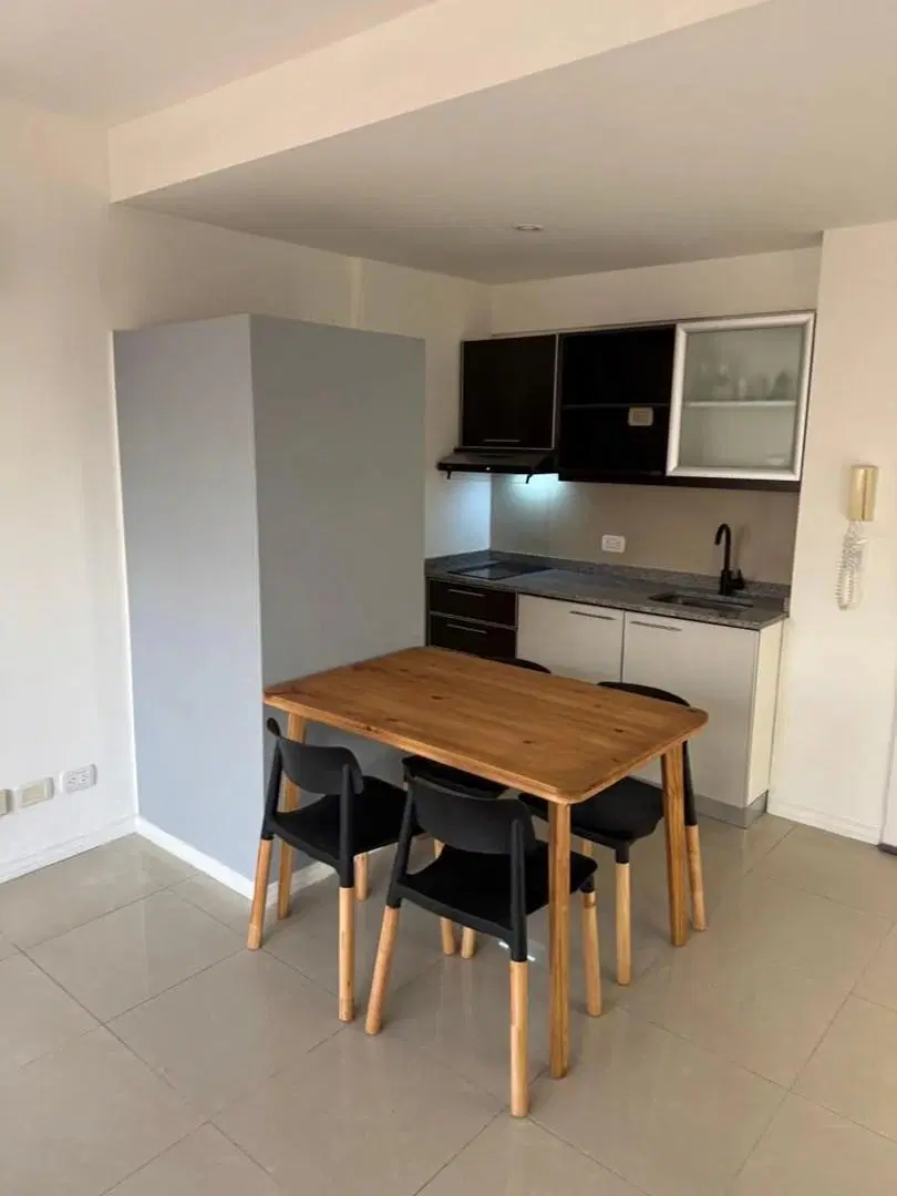 Departamento en Venta monoambiente con balcón, cochera y baulera en Villa Crespo, Capital Federal, B 5