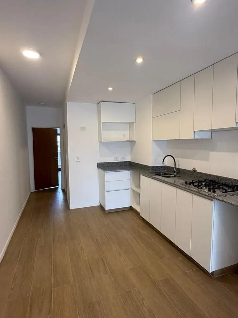 Foto de Departamento de 2 ambientes 55 m² con balcón y parrilla en Colegiales, imagen 5