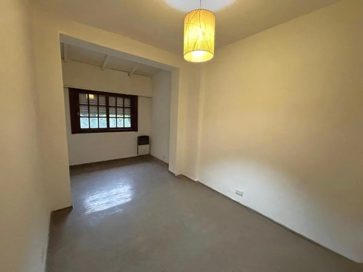 VENTA PH 5 AMBIENTES CON JARDÍN EN OLIVOS! 200 m2 2