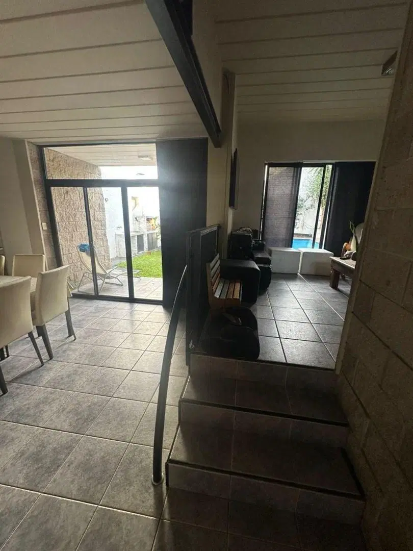 VENTA CASA 4 AMBIENTES CON PILETA, JARDÍN Y COCHERA EN VILLA DEVOTO 4