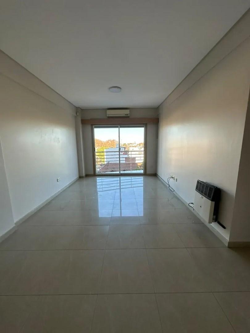 Foto de Departamento en Venta en Monte Castro, Capital Federal, Buenos Aires, imagen 2
