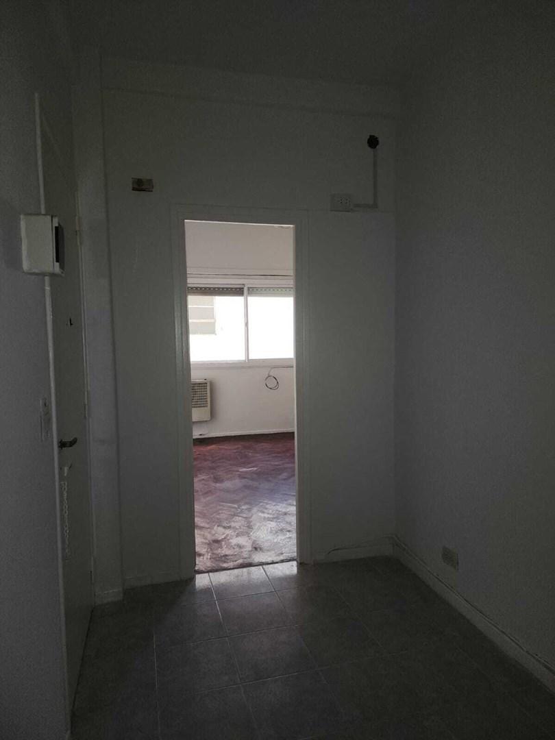 Foto de VENTA DEPARTAMENTO MONOAMBIENTE Y MEDIO EN PALERMO LAS CAÑITAS! Piso 1, imagen 2
