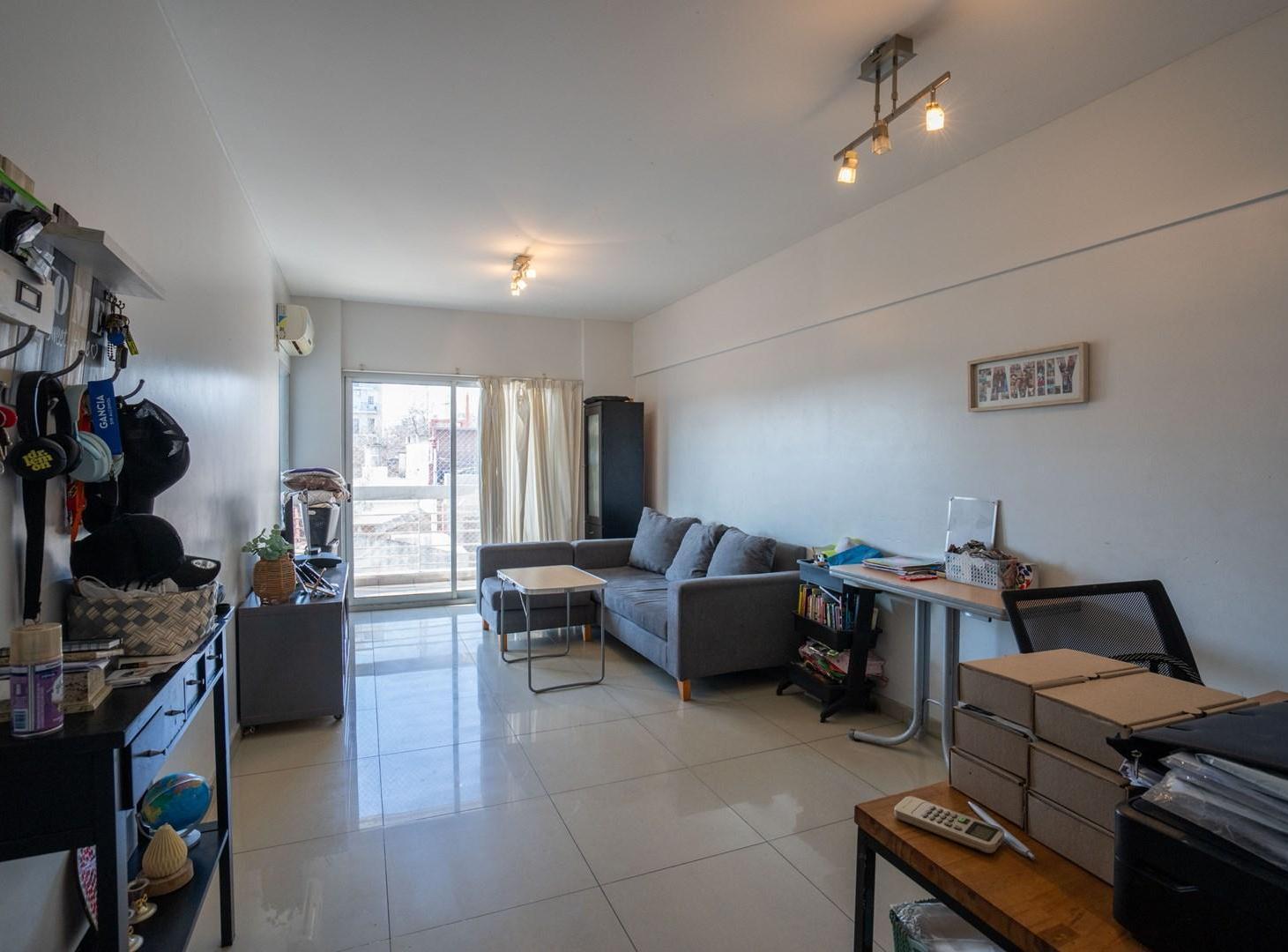 Foto de VENTA SEMIPISO 3 AMBIENTES CON BALCON EN CABALLITO!, imagen 1