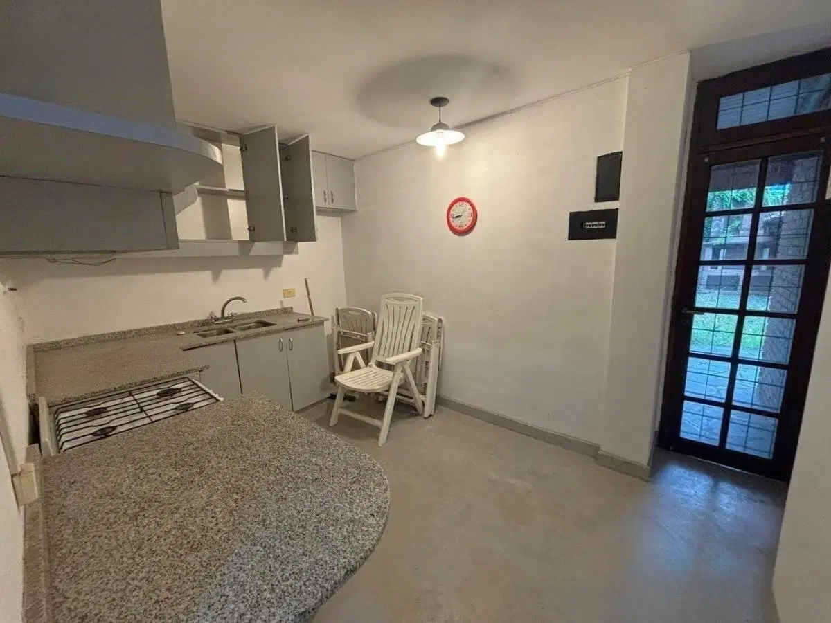 VENTA PH 5 AMBIENTES CON JARDÍN EN OLIVOS! 200 m2 5