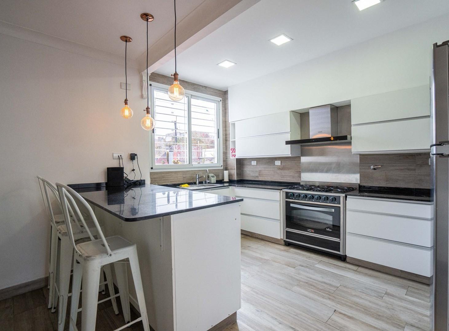 Foto de PH tipo casa en Venta 6 ambientes con terraza, patio y balcón en Villa Urquiza, Capital Federal, Bue, imagen 1
