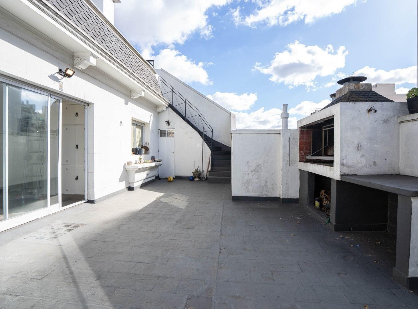 Foto de Casa PH 6 ambientes refaccionado a nuevo en Venta en Villa Urquiza, imagen 3