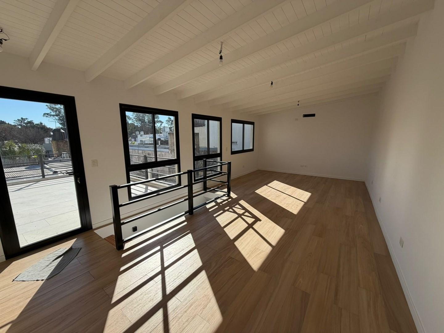 Foto de PH en Venta 4 ambientes con parrilla y terraza en Saavedra, Capital, imagen 3