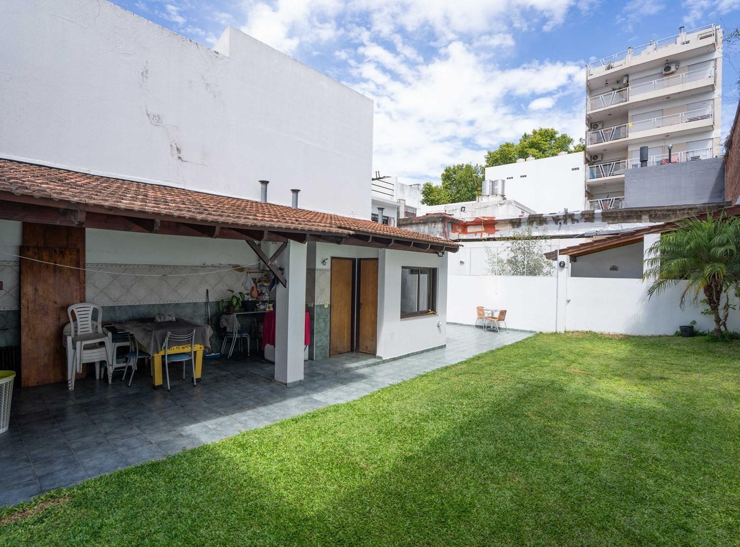 Foto de Casa Dúplex en Venta 4 ambientes con jardín en Flores, Capital Federal, imagen 3