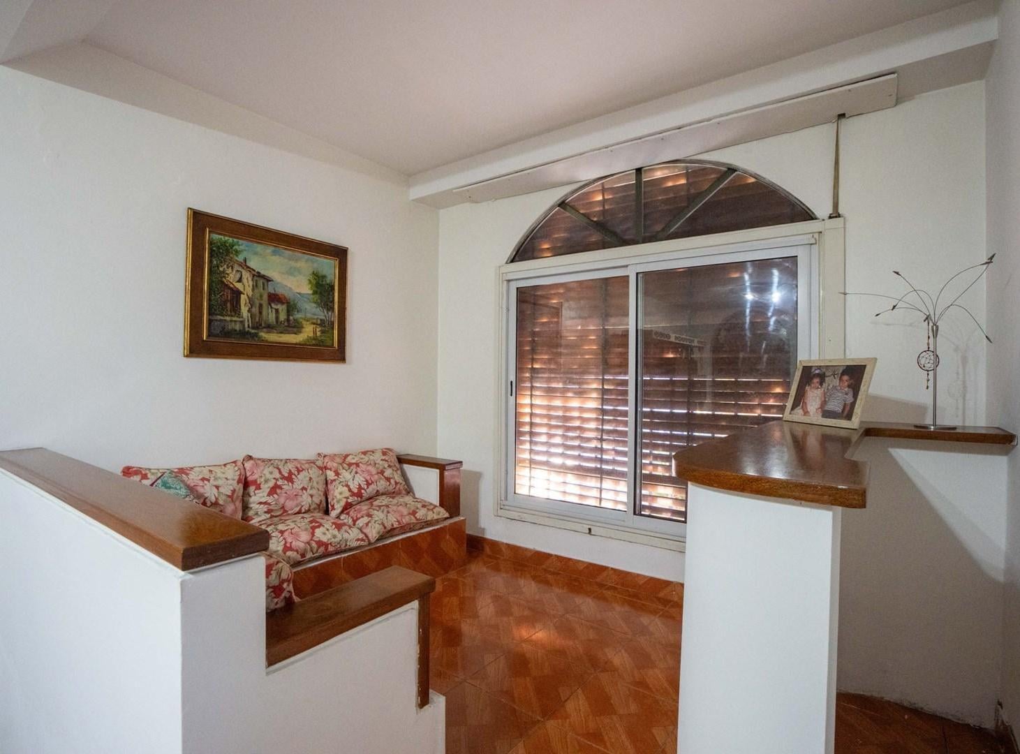 Foto de Casa lote propio 4 ambientes con patio, terraza y cochera en Venta en, imagen 3