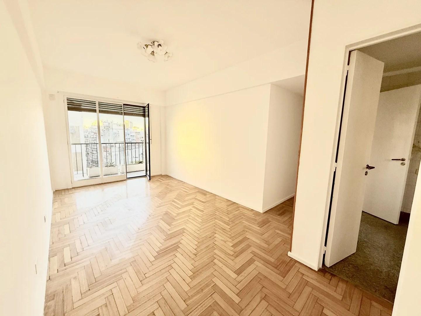 Foto de Departamento en Venta 4 ambientes con balcón en Villa Crespo, Capital, imagen 3