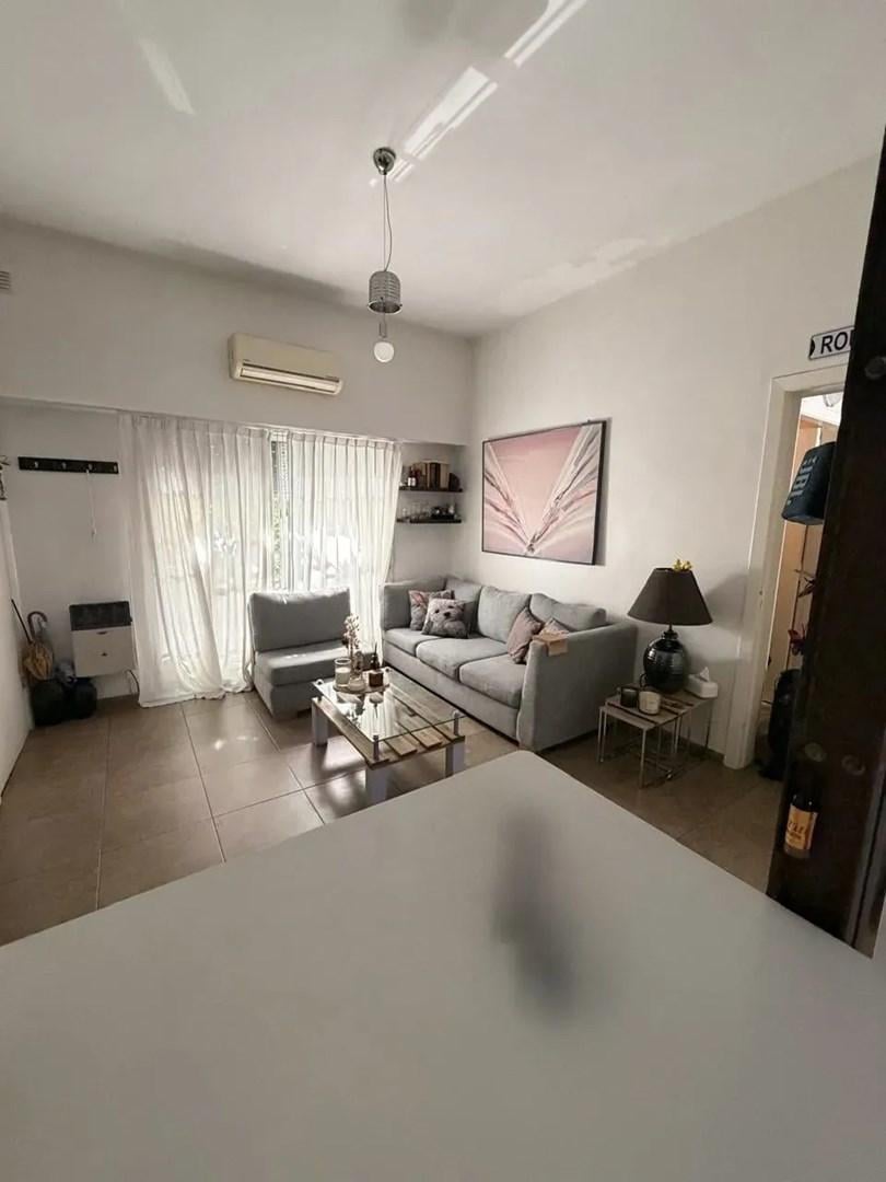 Foto de PH en Venta 3 ambientes con terraza y parrilla sin expensas en Villa, imagen 2