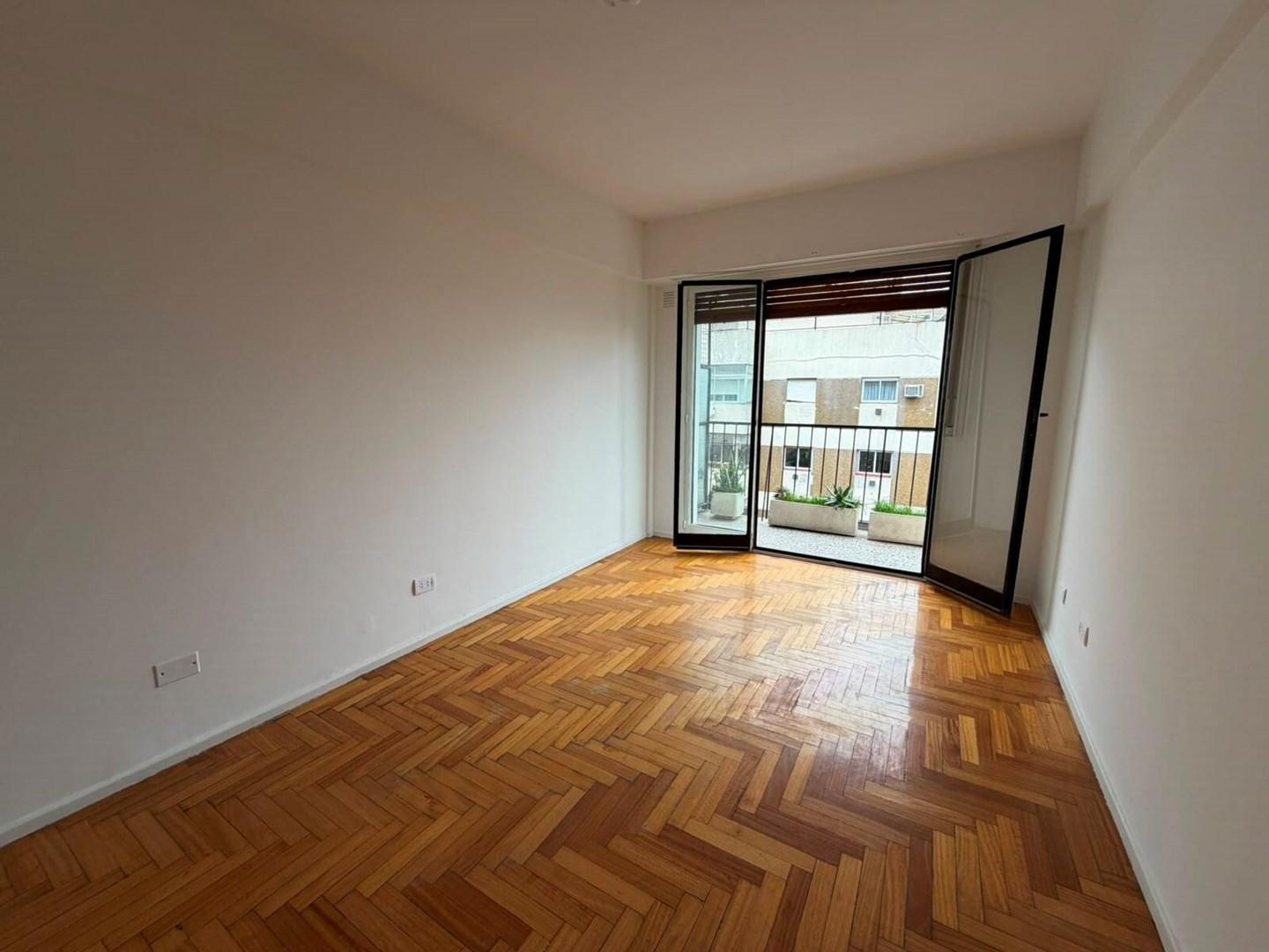 Foto de Departamento en Venta 4 ambientes con balcón en Villa Crespo, Capital, imagen 3