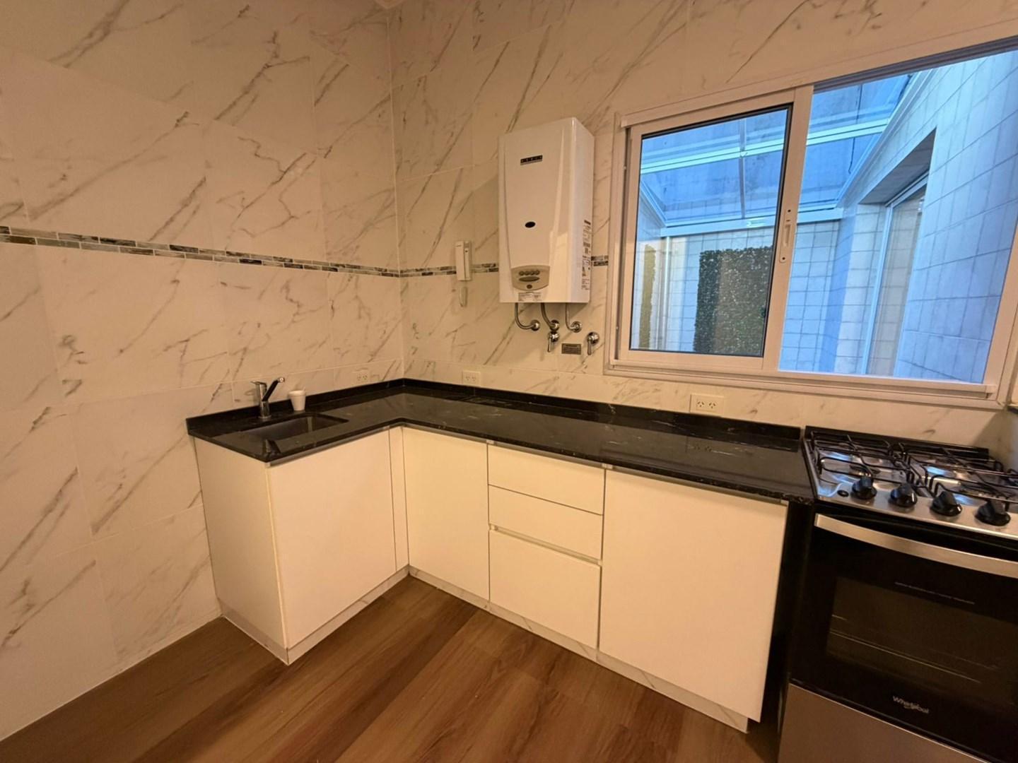 Foto de Departamento en Venta monoambiente con patio en Caballito, Capital, imagen 5