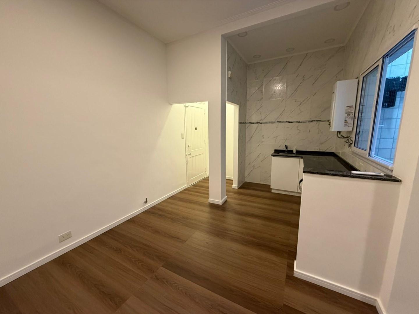 Foto de Departamento en Venta monoambiente con patio en Caballito, Capital, imagen 2
