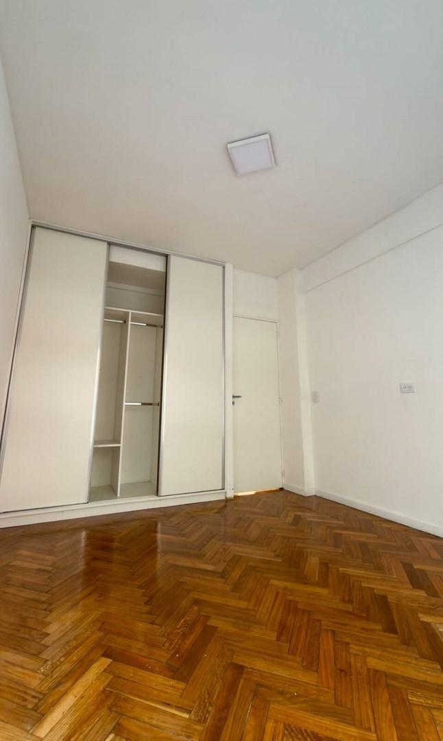 Foto de Departamento en Venta 2 ambientes con balcón refaccionado a nuevo en, imagen 5