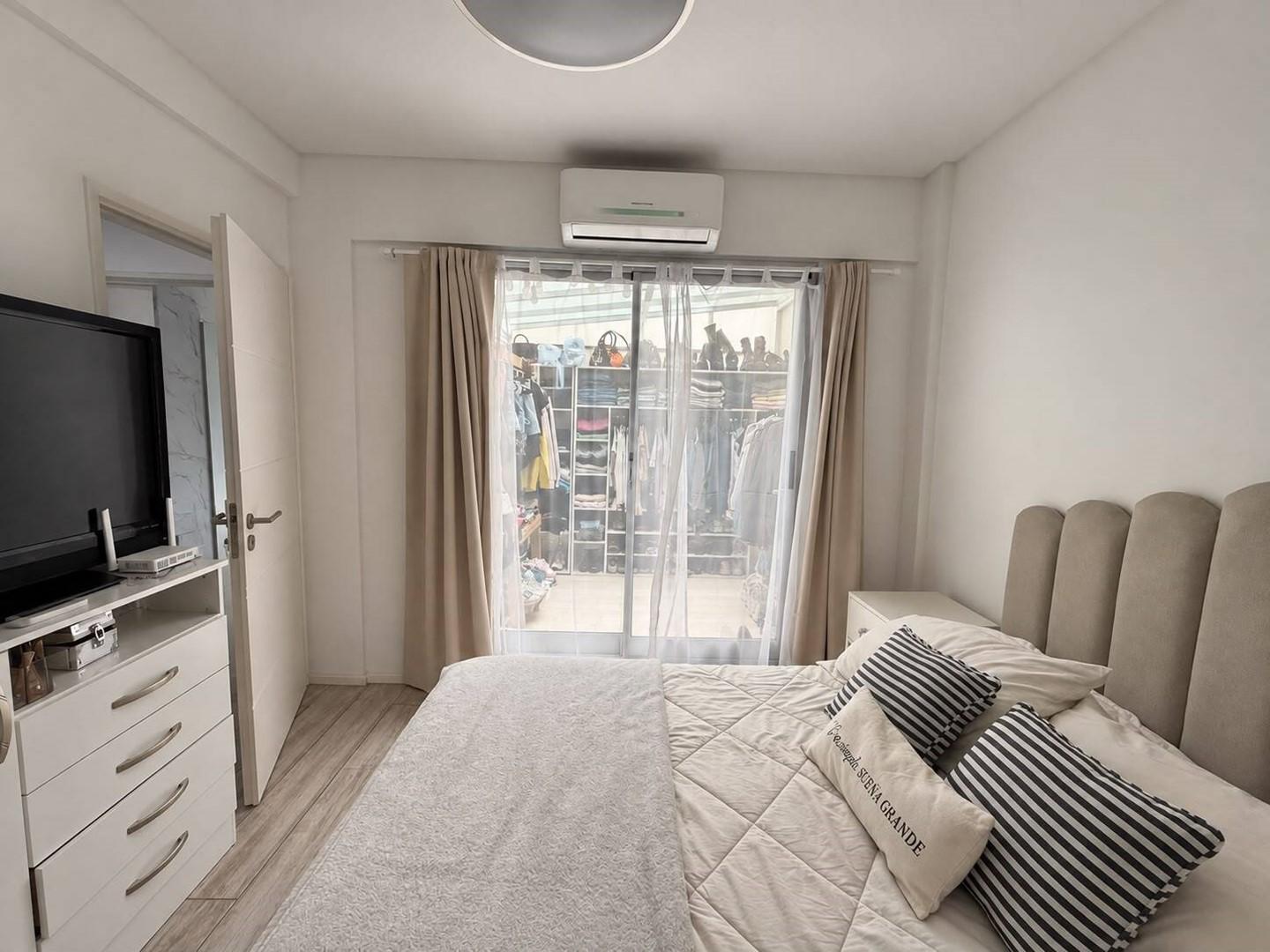 Foto de Departamento en venta de 2 ambientes de 52 m² con patio techado y, imagen 5
