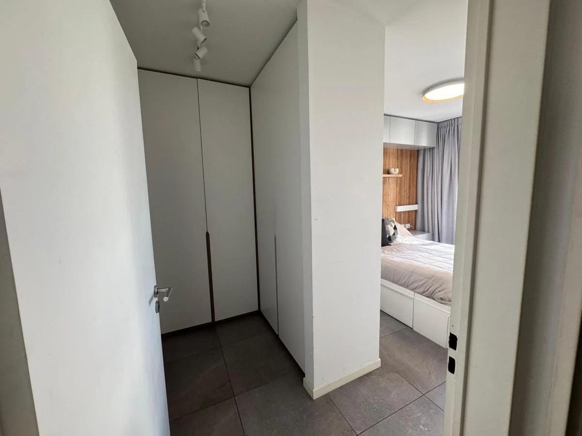 Foto de Departamento de 3 ambientes de 81 m² con balcón corrido, cochera, imagen 5