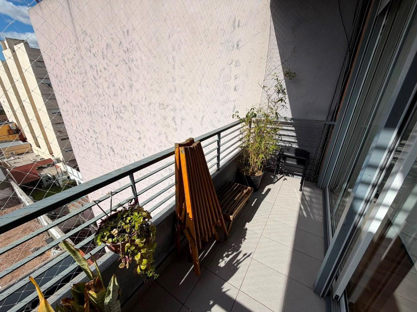 Foto de Departamento en Venta monoambiente con balcón en Villa Urquiza, imagen 2