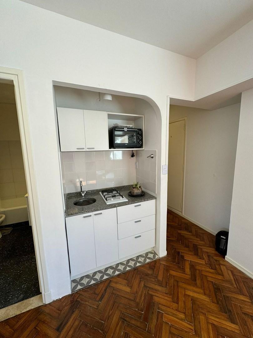 Foto de Departamento Monoambiente en Alquiler en Recoleta, Capital Federal, imagen 3