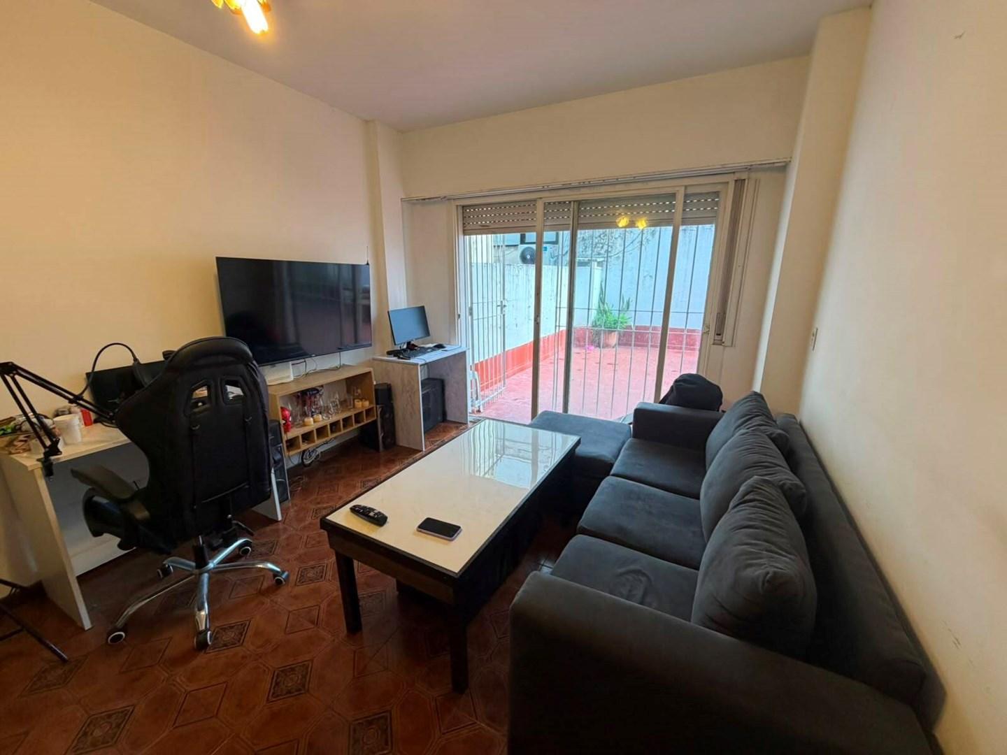 Foto de Departamento en Venta 2 ambientes con patio, parrilla y cochera en, imagen 2