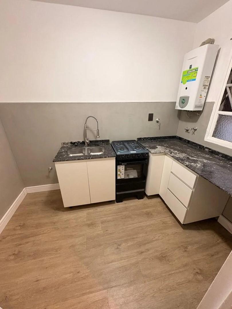 Foto de Departamento en Venta 2 ambientes refaccionado a nuevo en Floresta, imagen 5