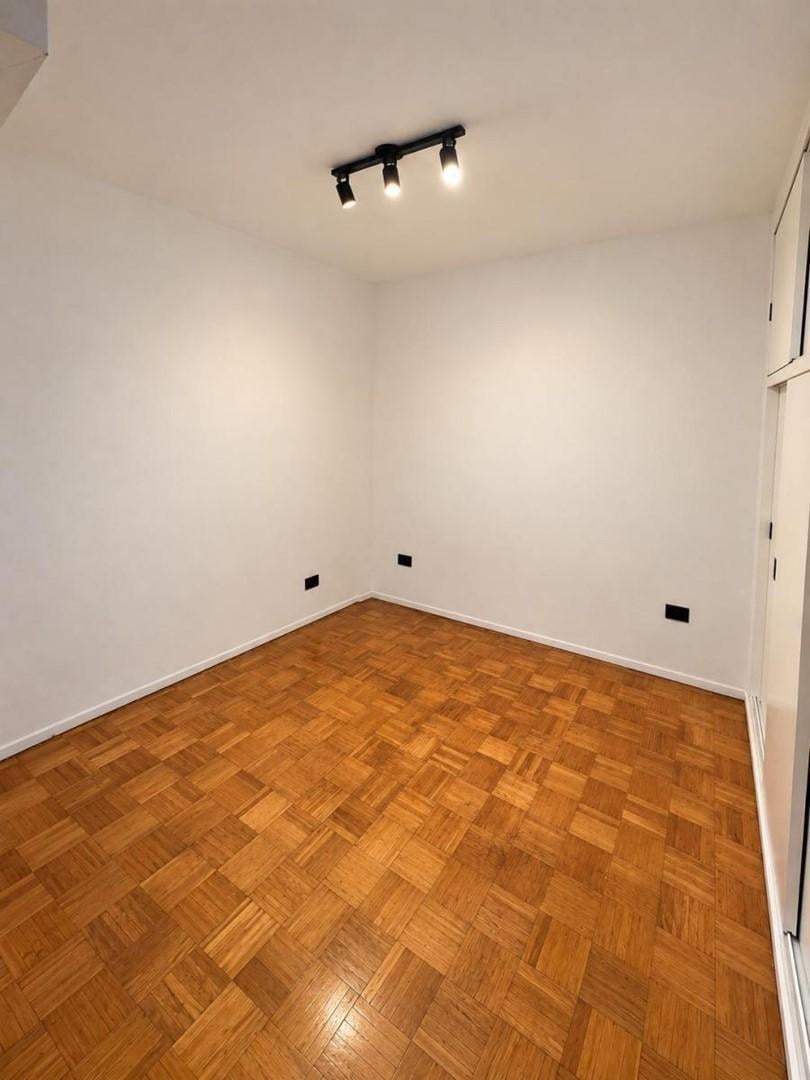 Foto de Departamento en Venta 2 ambientes refaccionado a nuevo en Floresta, imagen 3