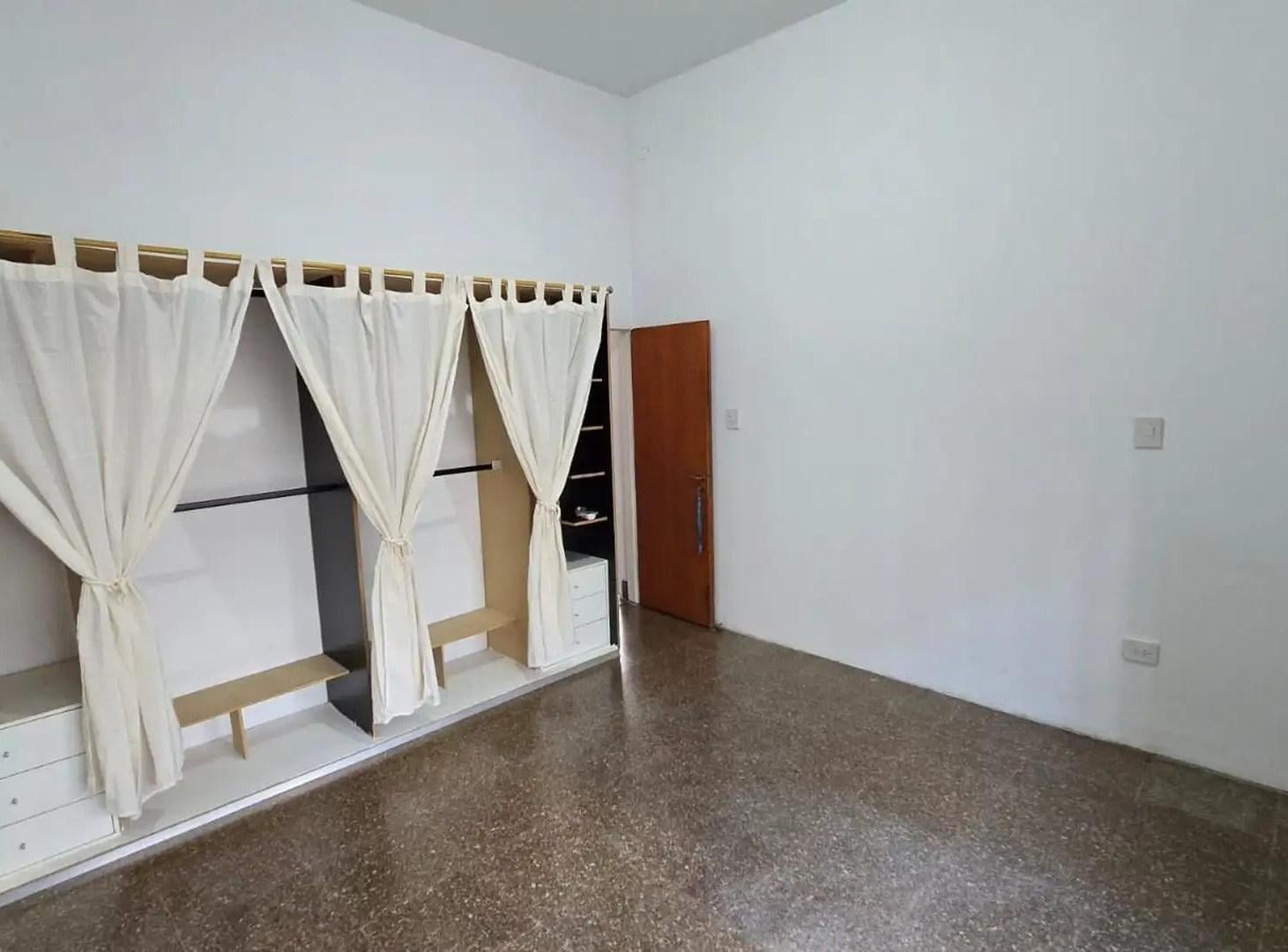 Foto de Departamento PH en Venta en Parque Chas, Capital Federal, Buenos Aires, imagen 2