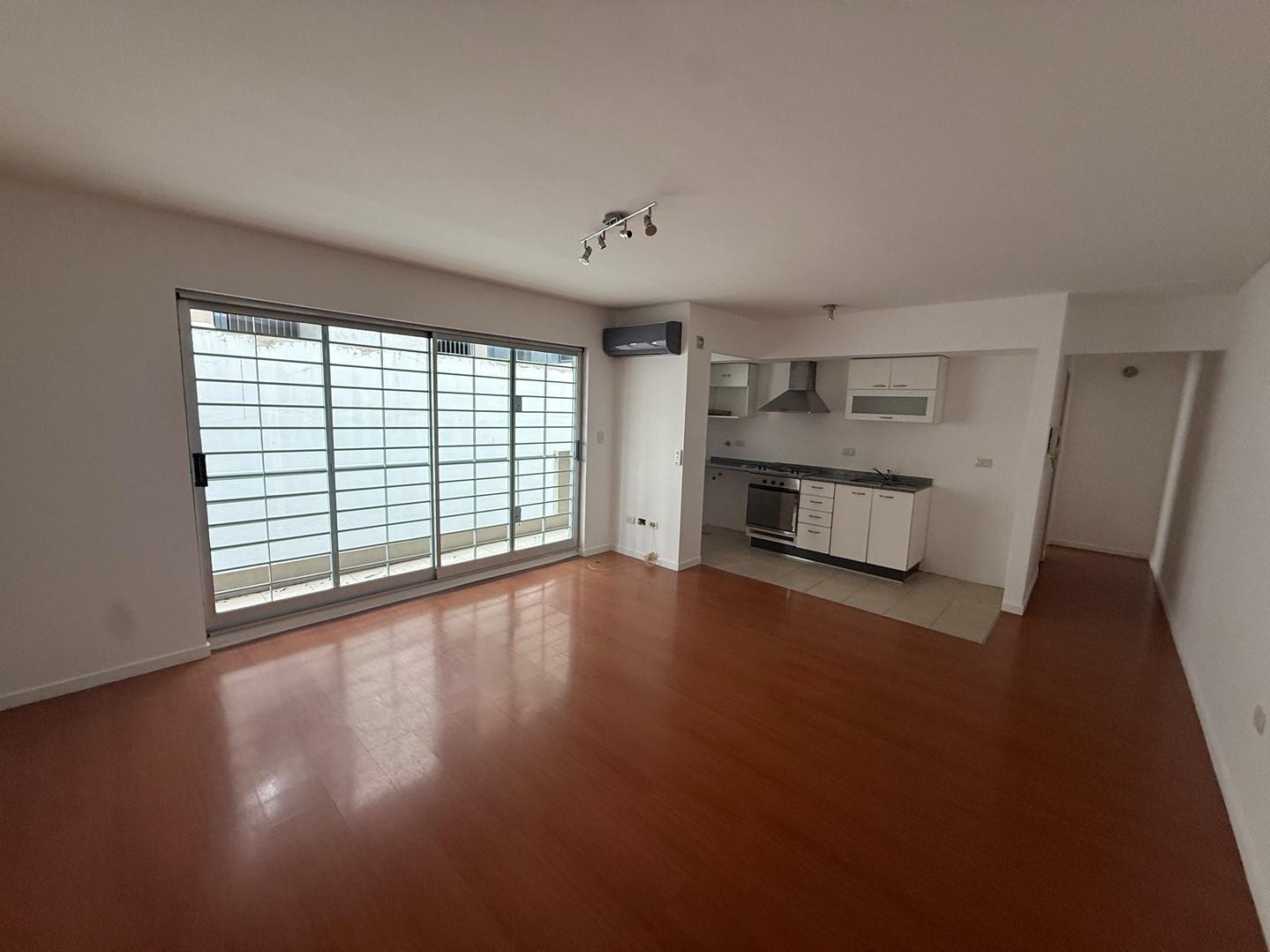 Foto de ALQUILER DEPARTAMENTO 2 AMBIENTES EN ACASSUSO, SAN ISIDRO, CON COCHERA, imagen 1