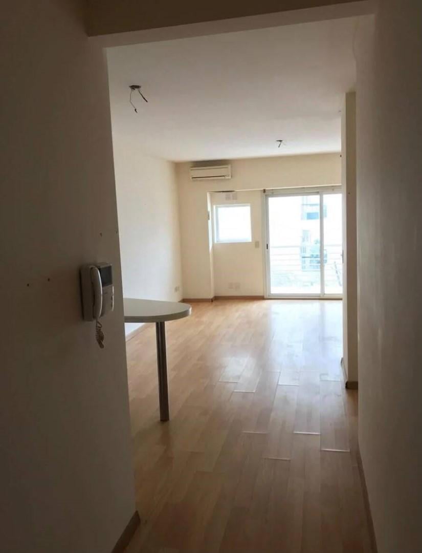 Foto de Departamento Monoambiente en Alquiler en Villa Urquiza, Capital, imagen 4