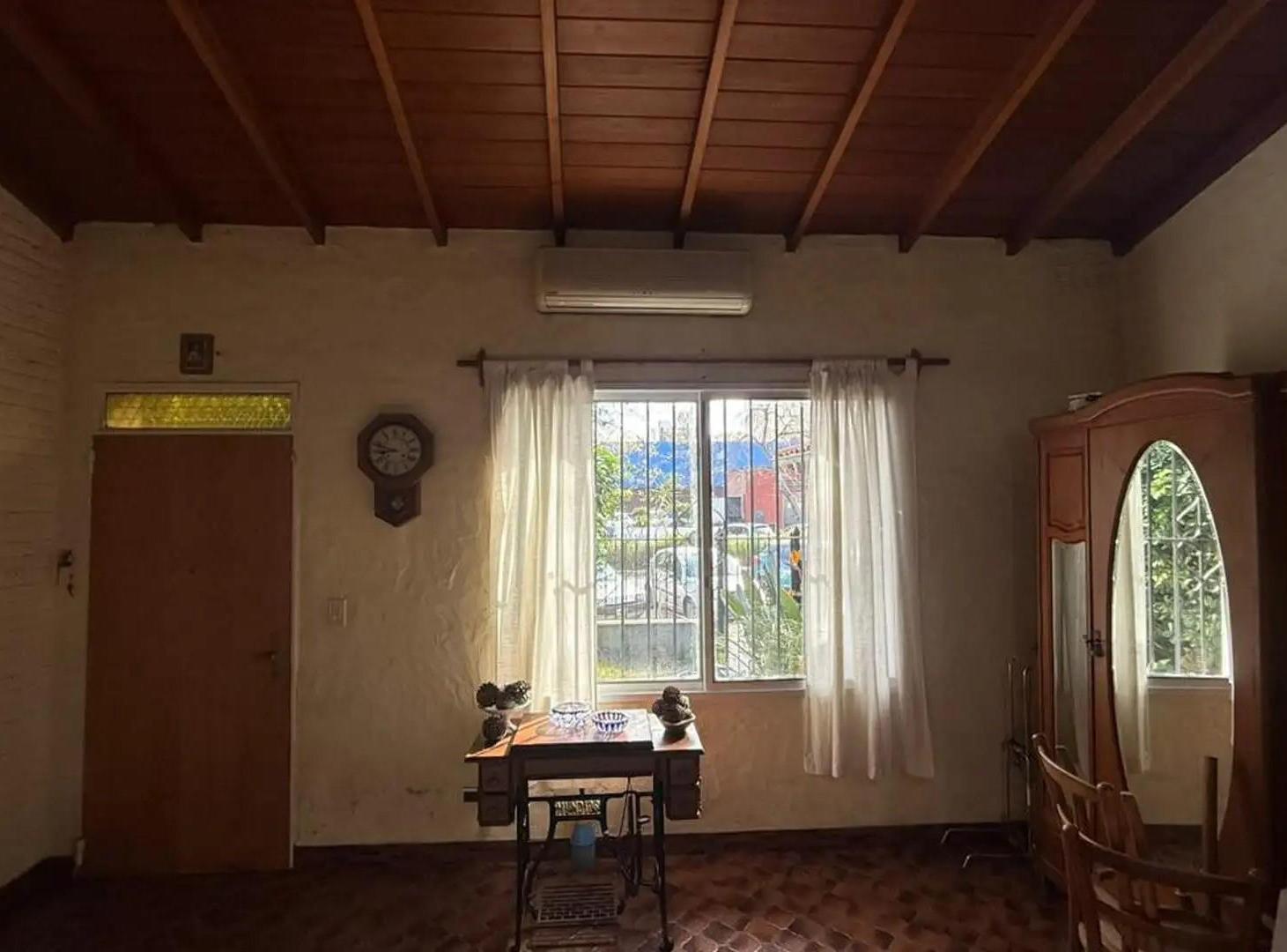Foto de PH tipo casa en Venta en Villa Urquiza, Capital Federal, Buenos Aires, imagen 1