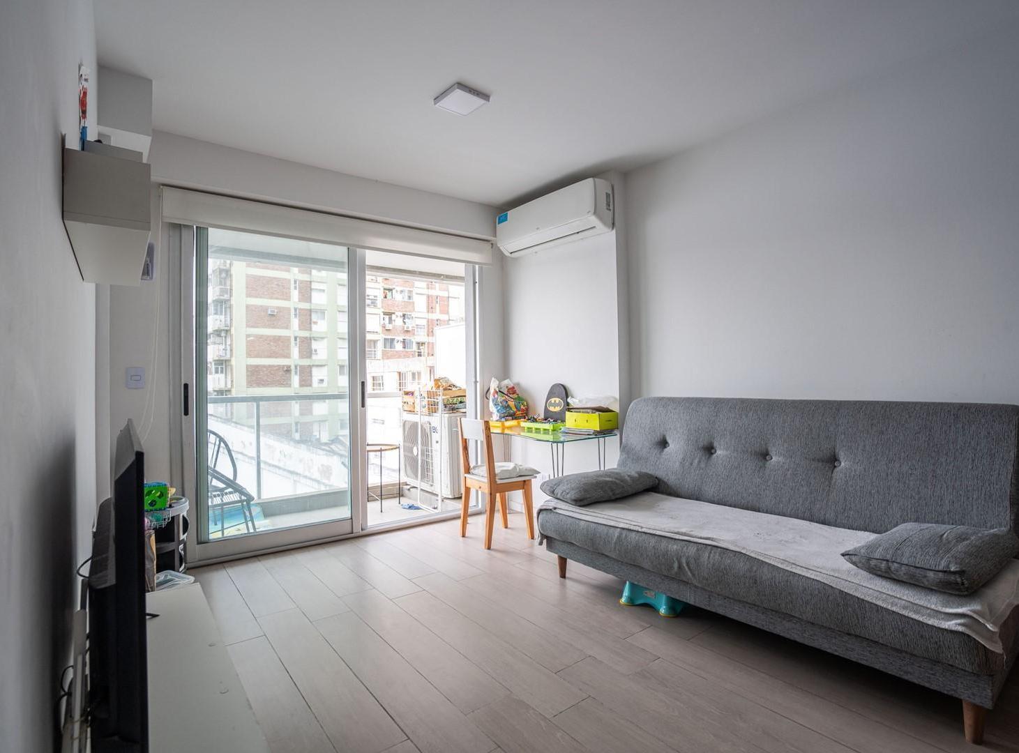Foto de Departamento en Venta 2 ambientes con balcón en Almagro, Capital, imagen 2