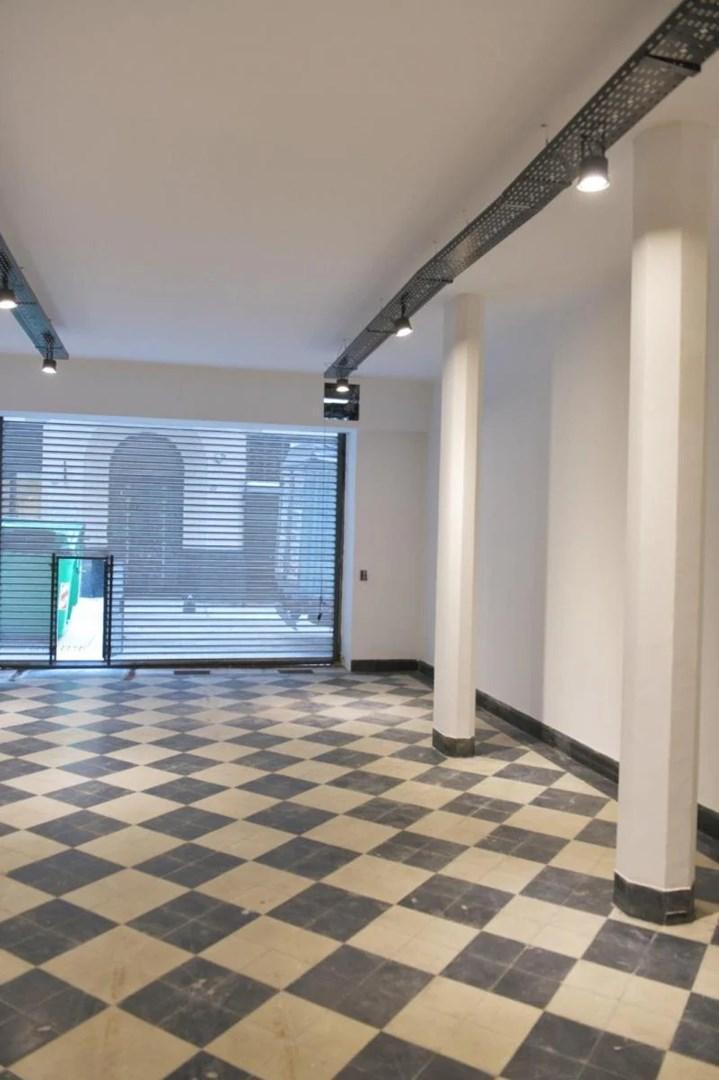 Foto de Local de 120m2 totalmente refaccionado a nuevo en Microcentro, imagen 2
