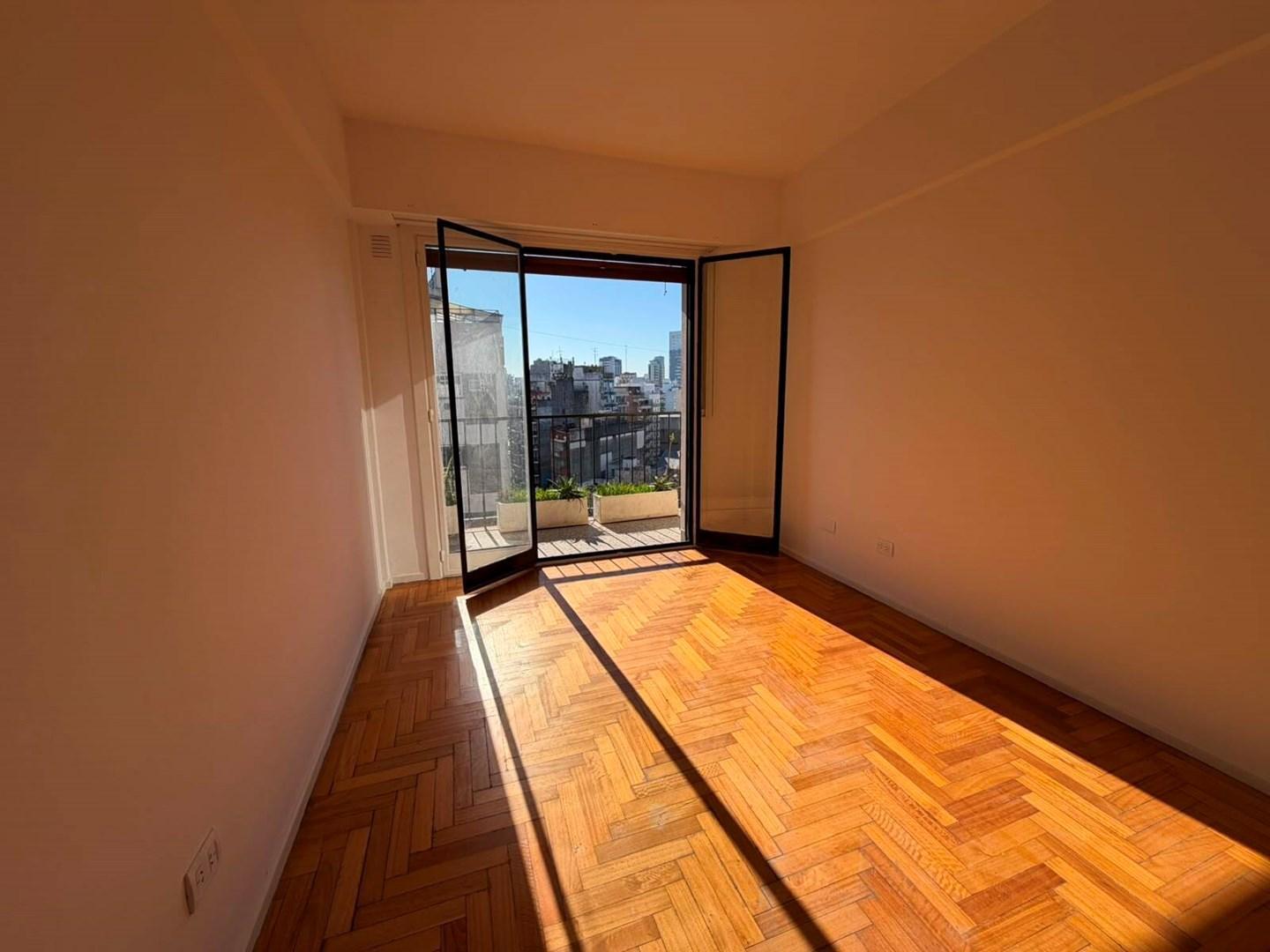 Foto de Departamento en Venta 4 ambientes con balcón en Villa Crespo, Capital, imagen 2