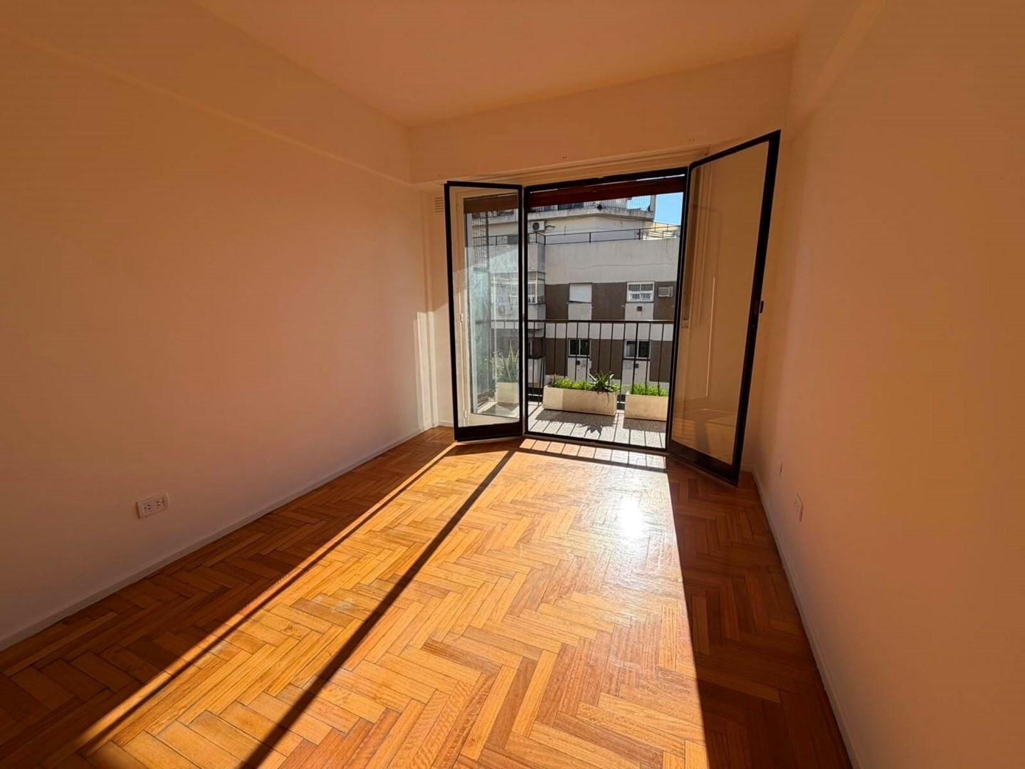 Foto de Departamento en Venta 4 ambientes con balcón en Villa Crespo, Capital, imagen 4