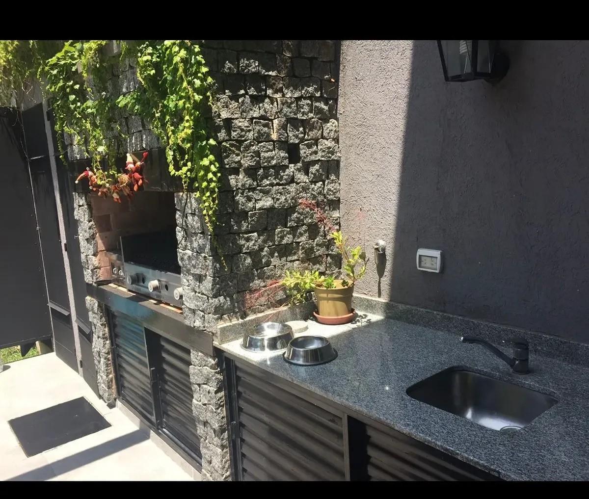Foto de PH tipo casa en Venta en Temperley, Lomas de Zamora, G.B.A. Zona Sur, imagen 3