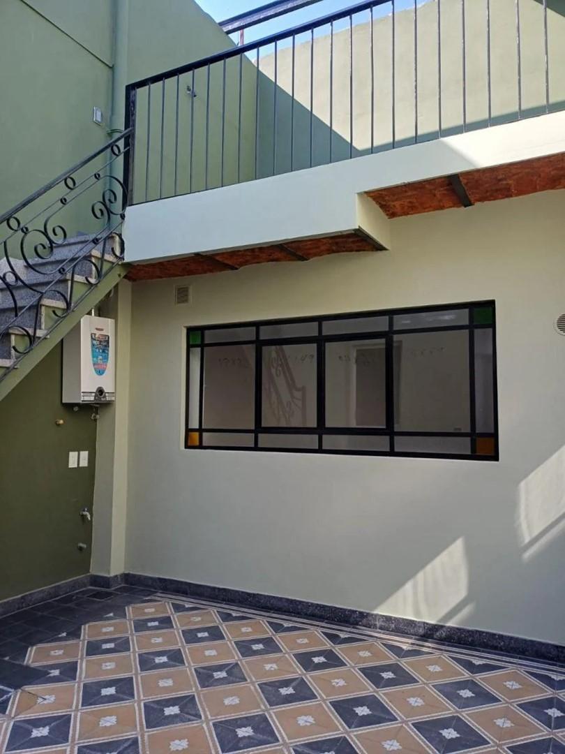 Foto de Casa Chalet en Venta en Parque Chacabuco, Capital Federal, Buenos Aires, imagen 5