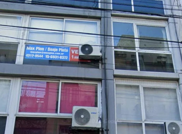 Departamento . 1 ambiente  Bartolome Mitre 2000 apto profesional  1