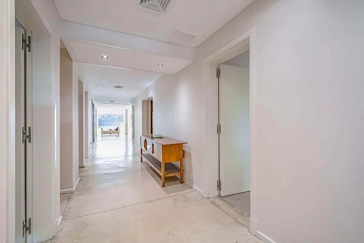 CASA ÚNICA EN JUEZ TEDÍN 2700 - JARDÍN DE 240 M² CON PILETA. 3