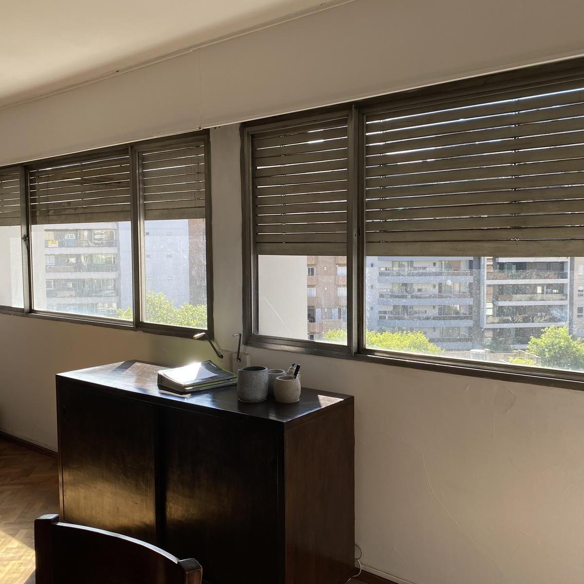 Departamento en Venta Piso Entero, 4 Dorm., Cochera en Nueva Córdoba Apto Crédito 1