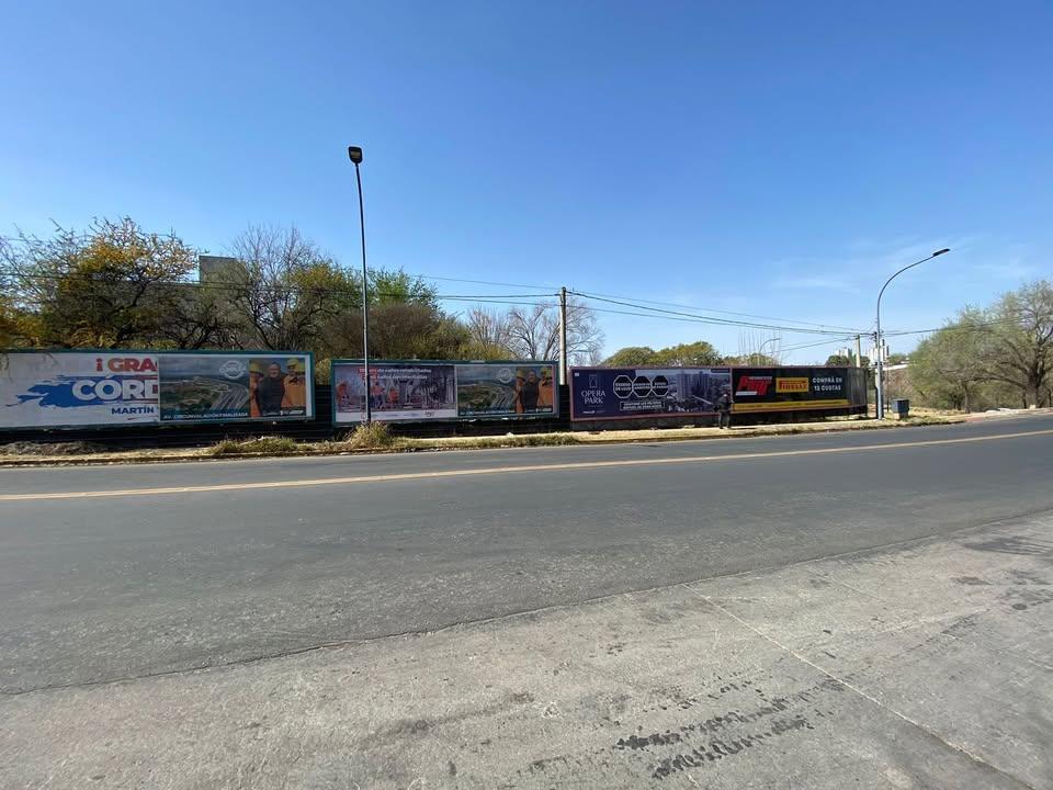 Terreno en Venta en El Cerro de Las Rosas Jose Roque Funes Esquina Leon Tedin 3