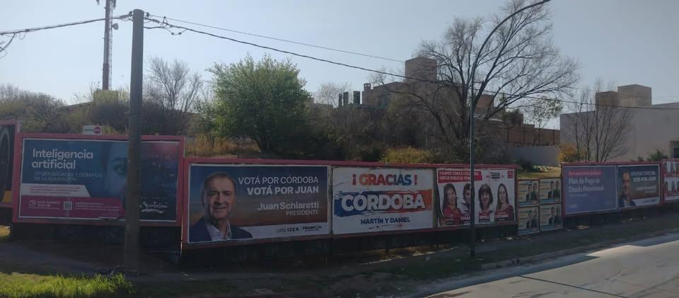 Terreno Esquina en Venta en Cerro de Las Rosas 2