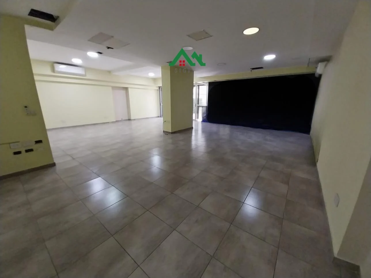 Foto de Local comercial en alquiler Nueva Córdoba, apto oficina, consultorio profesional-NO APTO GASTRONOMIA, imagen 1
