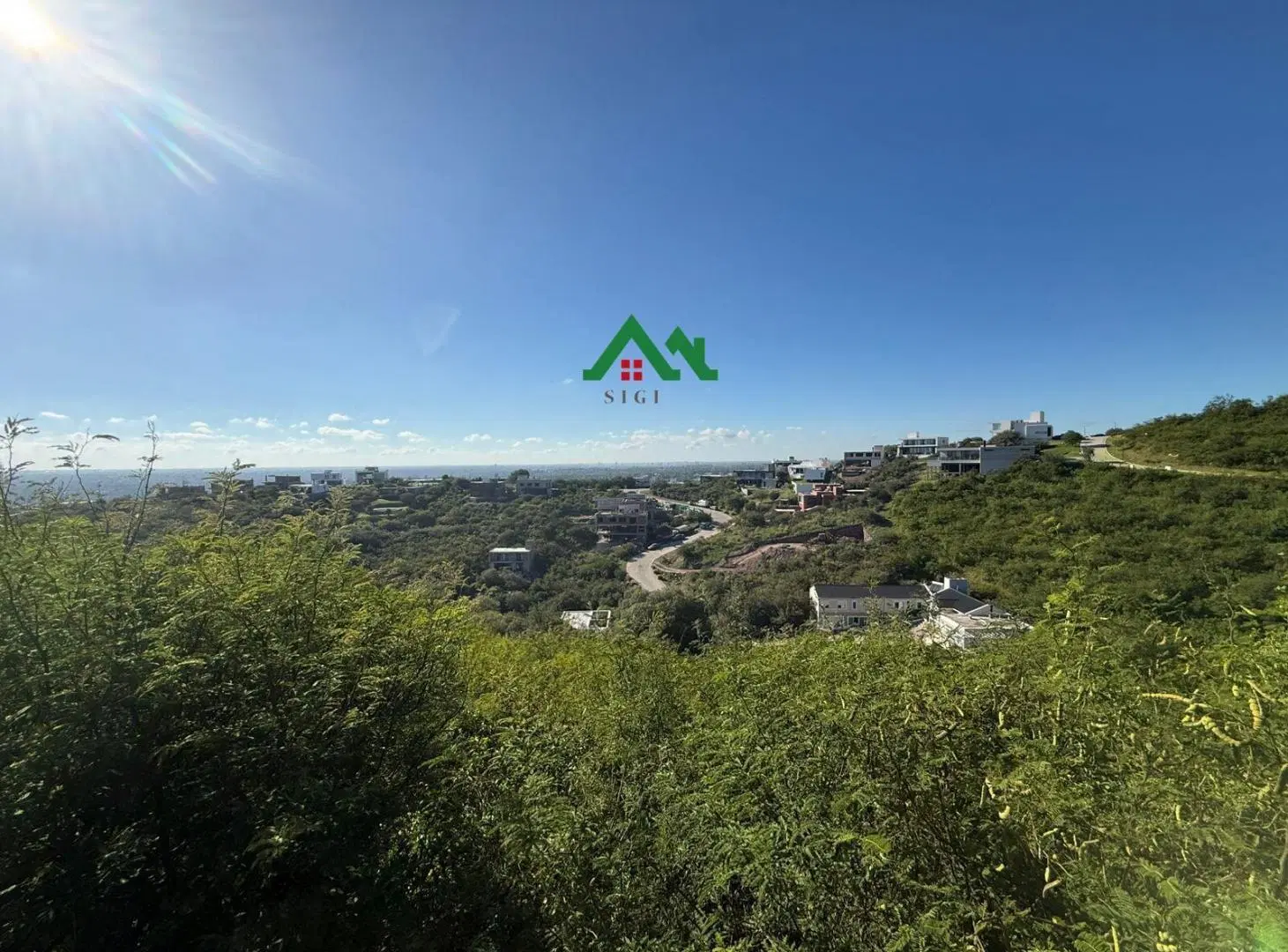 Terreno en venta en La Deseada con Excelente Vista y Zona 2