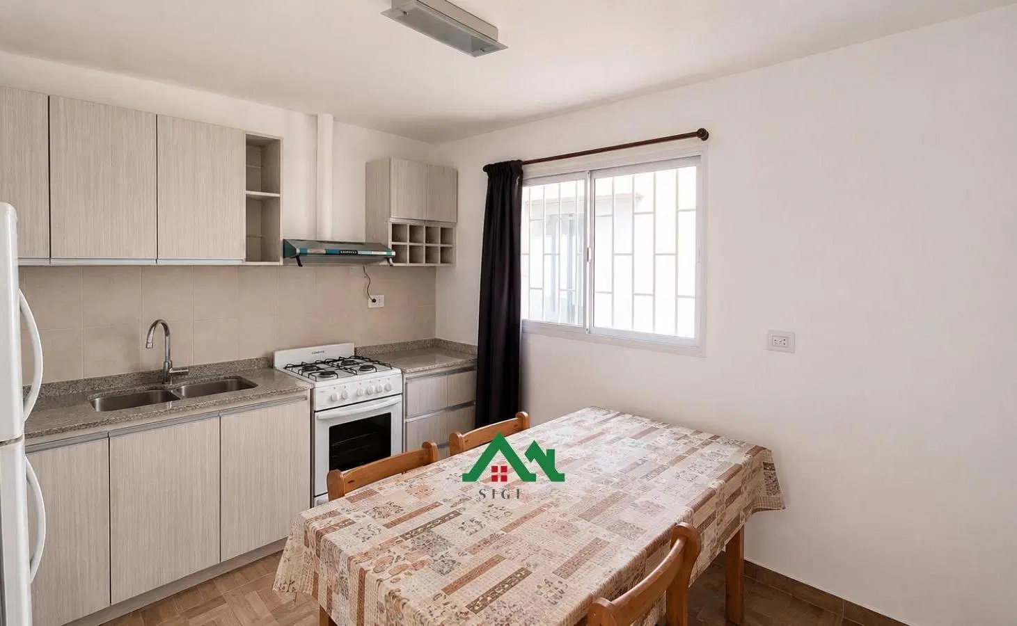Casa en venta en Marqués de Sobremonte – 2 dormitorios con patio, quincho y cochera - apta crédito 5