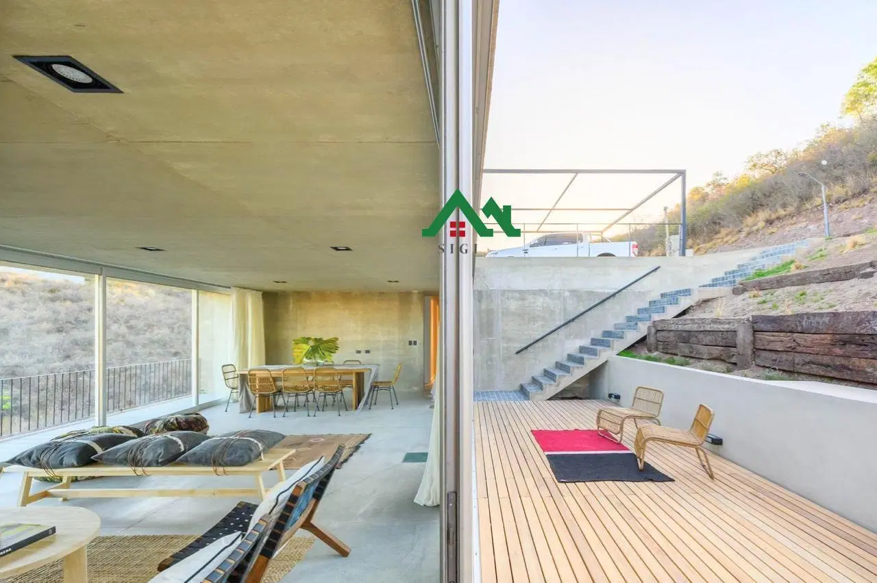 Casa en alquiler en Country La Deseada – Diseño, amplitud y vistas únicas 2