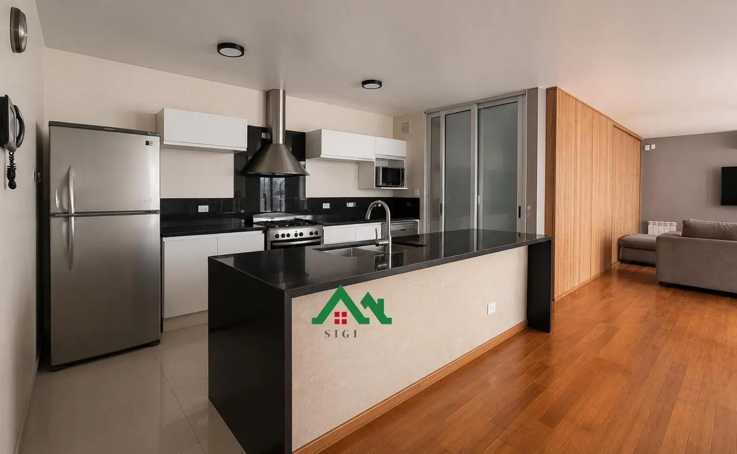 Casa tipo dúplex en Venta en Cerro de las Rosas – Pileta, confort y excelente ubicación 2