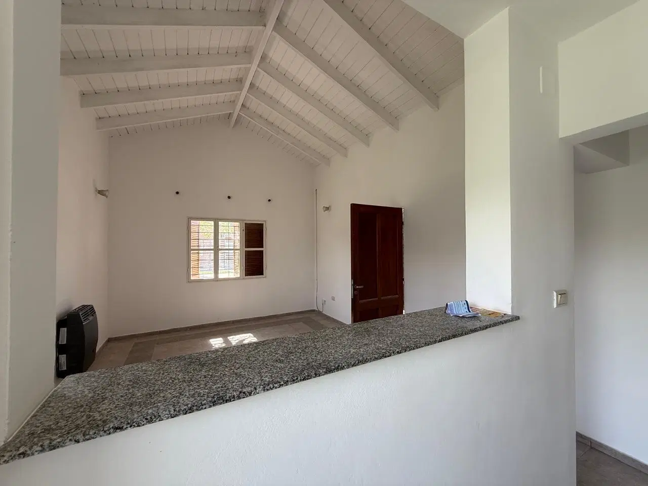 Casa desocupada en venta en Nuevo Urca – 3 dormitorios, patio amplio y galería 5