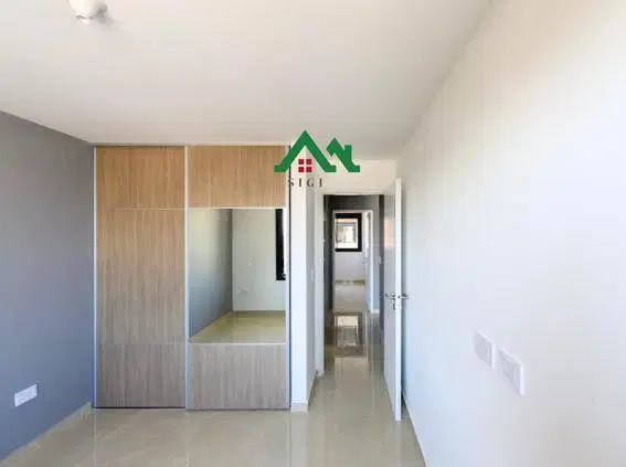 Departamento en venta de 2 dormitorios semipiso con balcon en el centro de Villa Maria 5